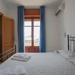 Bolivar مارينا دي كاميروتا