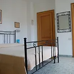 Bolivar فندق مارينا دي كاميروتا